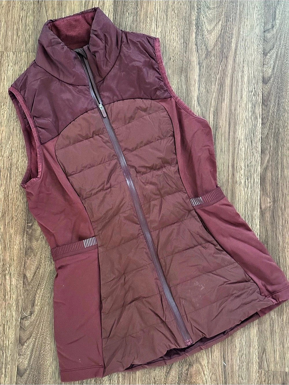 lululemon Down for It All Vest Quilted Puffer Vest in Burgundy Size 6